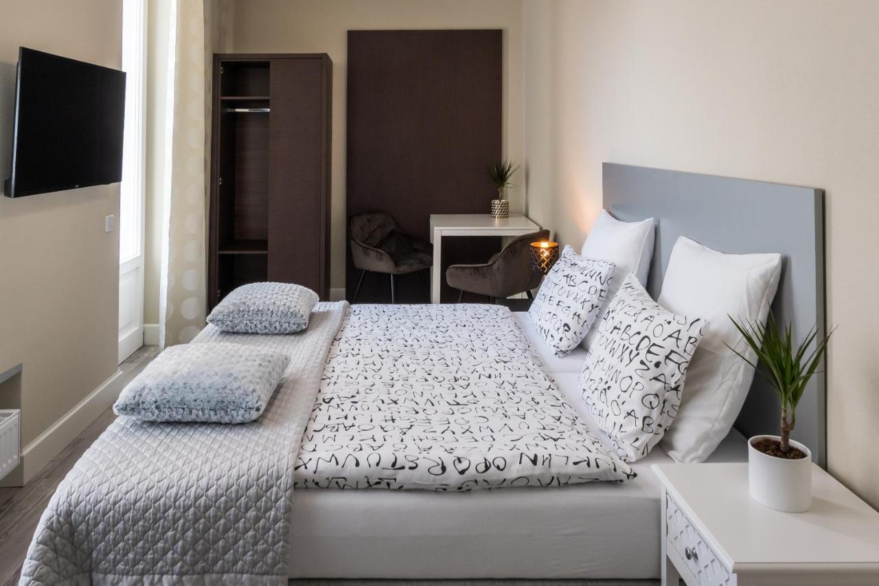 Penzion Apartmány Hradební Uherske Hradiste Exterior foto